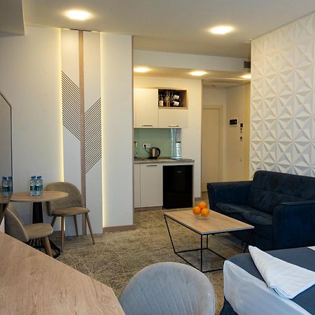 Rooftop Apart-Hotel Yerevan Exterior foto